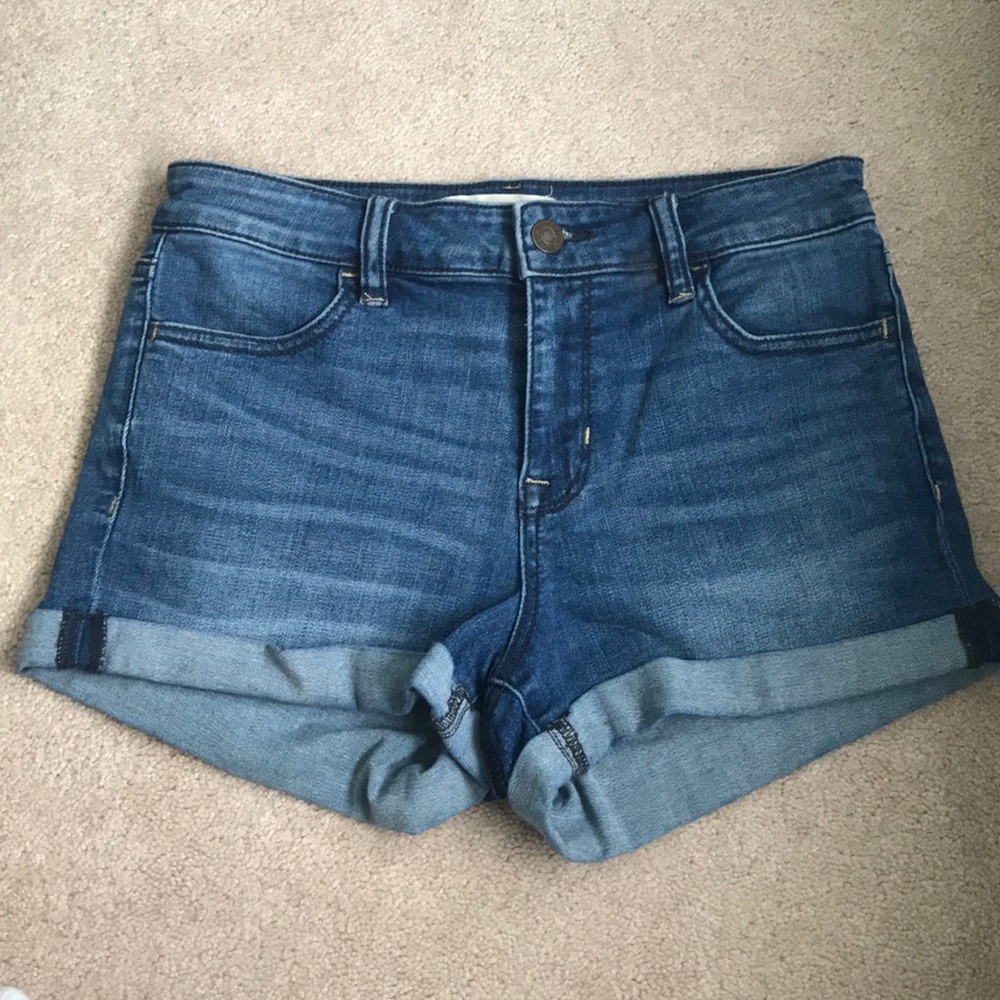 Denim blue high rise super stretch shortie